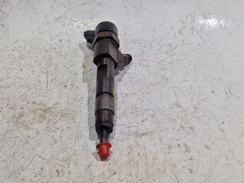 Recambio de inyector para volvo s40 i (644) 1.9 di referencia OEM IAM 0445110021  