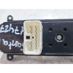 Recambio de mando elevalunas delantero derecho para hyundai santa fé ii (cm) 2.2 crdi referencia OEM IAM 371510  