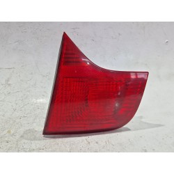 PILOTO TRASERO DERECHO INTERIOR PORTON 8E5945094 