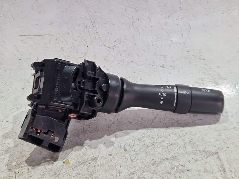 Recambio de mando limpia para toyota avensis sedán (_t27_) 2.0 d-4d (adt270_) referencia OEM IAM  17F420 