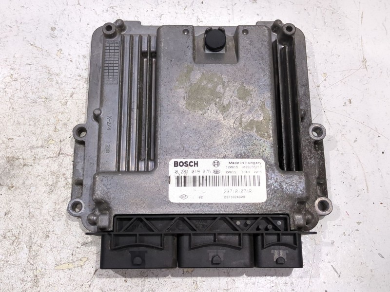 Recambio de centralita inyeccion para renault scénic iii (jz0/1_) 1.6 dci (jz00, jz12) referencia OEM IAM 0281019075  