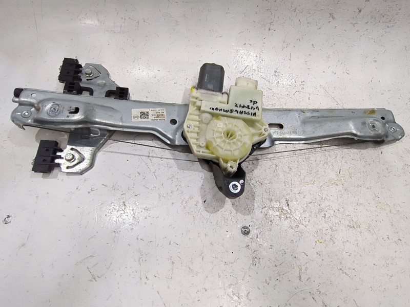Recambio de mecanismo elevalunas delantero derecho para nissan qashqai i (j10, nj10) 1.5 dci referencia OEM IAM 80700HV00C  