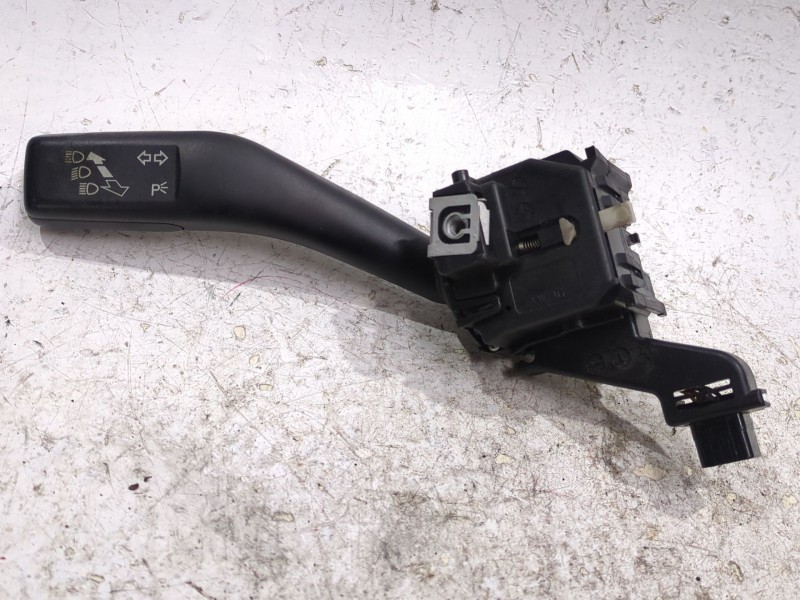 Recambio de mando intermitentes para volkswagen golf v (1k1) 1.9 tdi referencia OEM IAM 1K0953513E  