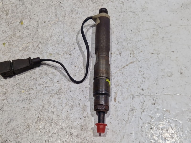 Recambio de inyector para skoda octavia i (1u2) 1.9 tdi referencia OEM IAM 028130202Q  