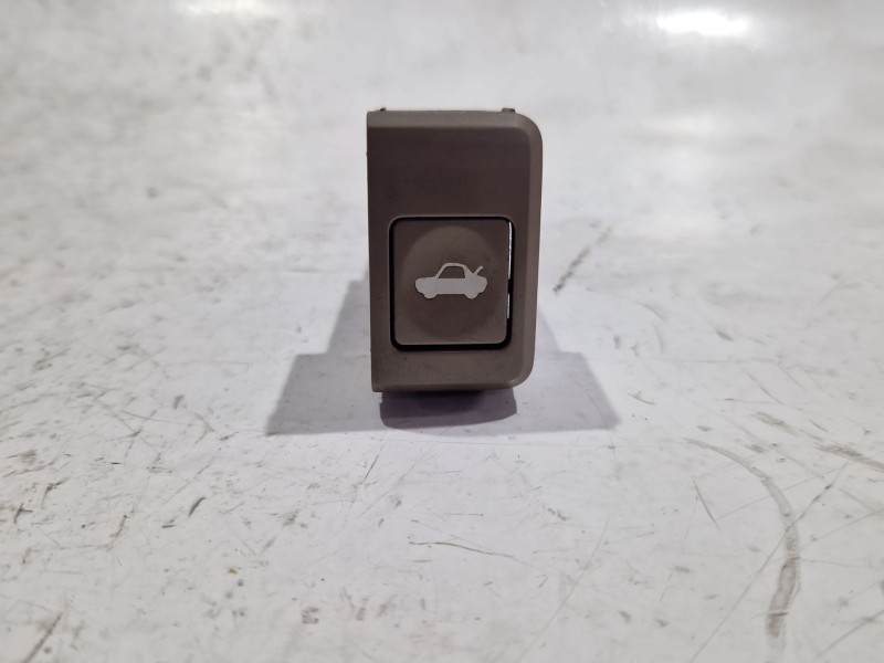 Recambio de pulsador maletero / porton para kia cerato (ld)(2004) 2.0 crdi referencia OEM IAM 621w10190  