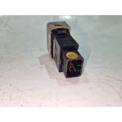 Recambio de pulsador maletero / porton para kia cerato (ld)(2004) 2.0 crdi referencia OEM IAM 621w10190  