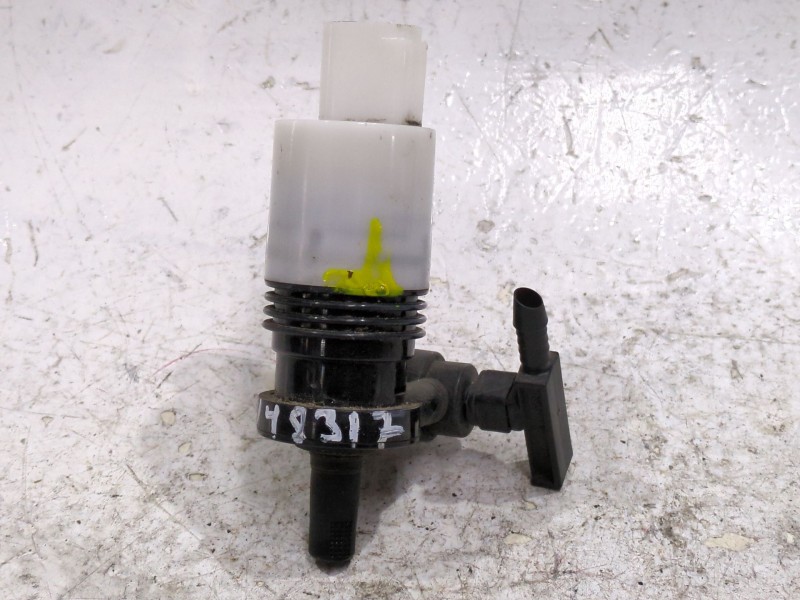 Recambio de bomba lavafaros para mercedes-benz clase glk (x204) 200 cdi (204.901) referencia OEM IAM A2048660521  