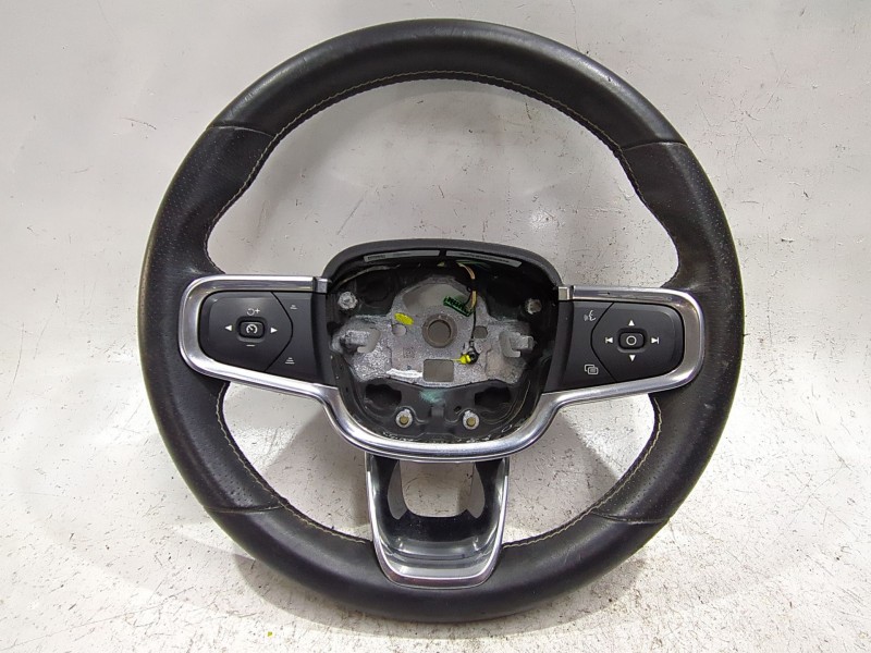 Recambio de volante para volvo xc40 (536) d3 referencia OEM IAM P32288649  