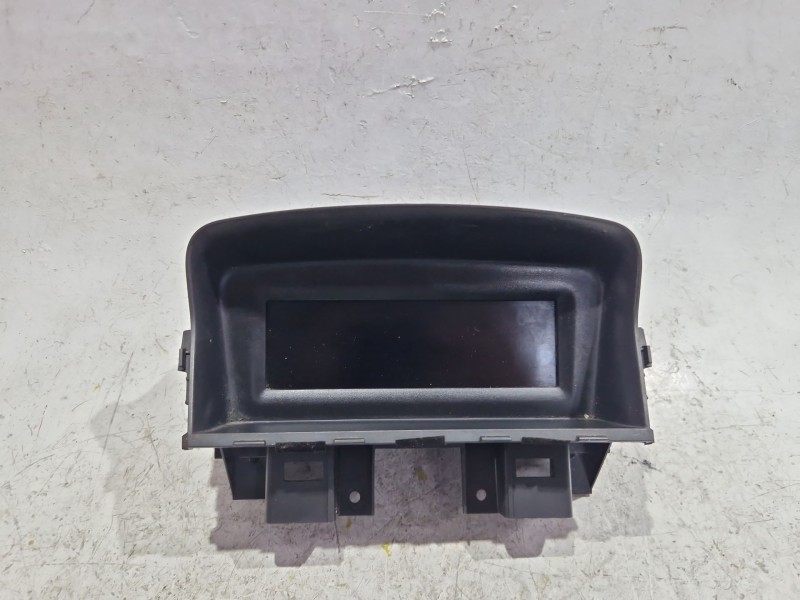 Recambio de pantalla multifuncion para chevrolet cruze (j300) 2.0 cdi referencia OEM IAM 96988185  