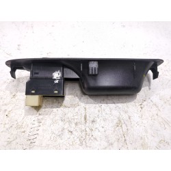 Recambio de mando elevalunas delantero derecho para hyundai accent ii (lc) 1.5 crdi referencia OEM IAM 31028D  