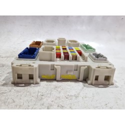 Recambio de caja reles / fusibles para ford focus iii 1.5 tdci referencia OEM IAM GV6T14A073DJ  