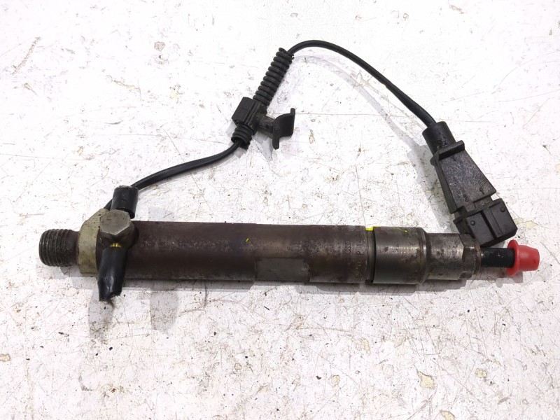 Recambio de inyector para audi a3 (8l1) 1.9 tdi referencia OEM IAM 028130201S  