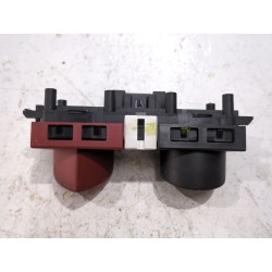 Recambio de boton emergencia para renault megane ii (bm0/1_, cm0/1_) 1.5 dci referencia OEM IAM 8200407415  