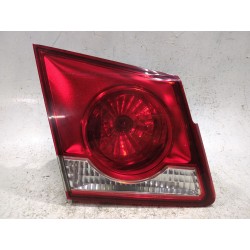 PILOTO PORTON TRASERO IZQUIERDO 35843 