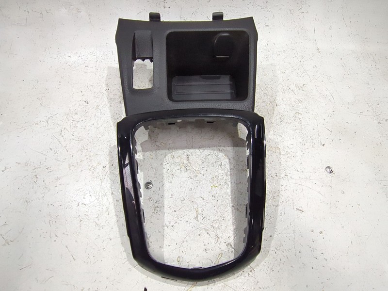 Recambio de portaobjetos consola central para nissan qashqai i (j10, nj10) 1.5 dci referencia OEM IAM 96935HV51A  