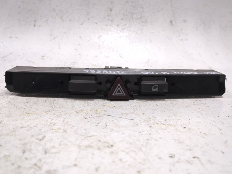 Recambio de boton emergencia para opel astra h (a04) 1.7 cdti (l48) referencia OEM IAM 13100105  