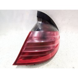 PILOTO TRASERO DERECHO A2038200664 