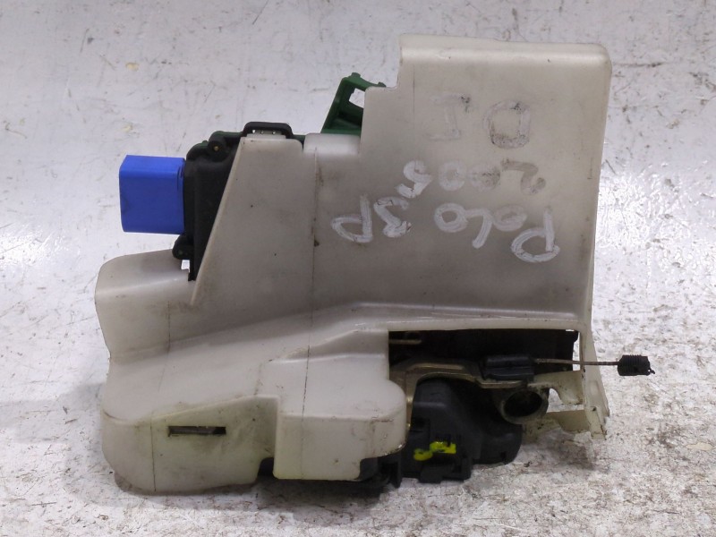 Recambio de cerradura puerta delantera izquierda para volkswagen polo iv (9n_, 9a_) 1.4 tdi referencia OEM IAM 837015AM  