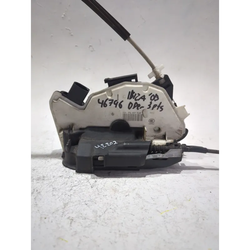 Recambio de cerradura puerta delantera derecha para seat ibiza iv (6j5, 6p1) 1.6 tdi referencia OEM IAM 16A5N1837016E  
