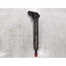 Recambio de inyector para mercedes-benz vito / mixto furgoneta (w639) 115 cdi (639.601, 639.603, 639.605) referencia OEM IAM 098