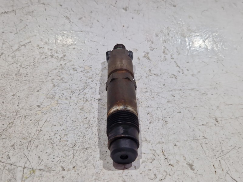 Recambio de inyector para citroën saxo (1996) 1.5 d referencia OEM IAM LDC010R01B  