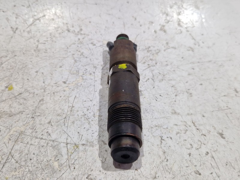 Recambio de inyector para citroën saxo (1996) 1.5 d referencia OEM IAM LDC010R01B  