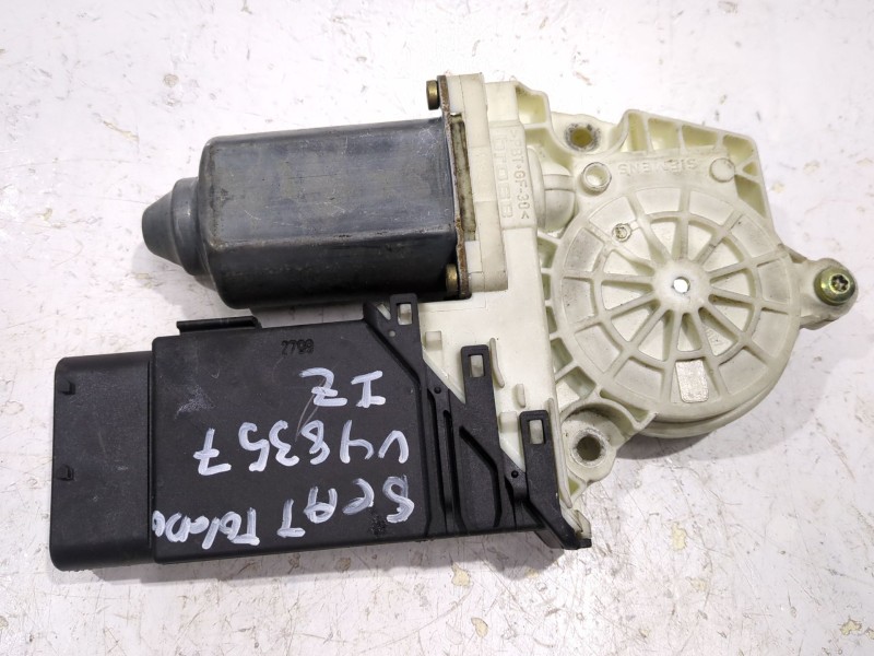 Recambio de motor elevalunas delantero izquierdo para seat toledo ii (1m2) 1.6 referencia OEM IAM 101430203  