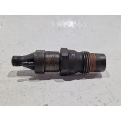 Recambio de inyector para volkswagen polo iii (6n1)(09.1994) 64 1.9 d referencia OEM IAM 028130201C  