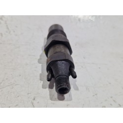 Recambio de inyector para volkswagen polo iii (6n1)(09.1994) 64 1.9 d referencia OEM IAM 028130201C  