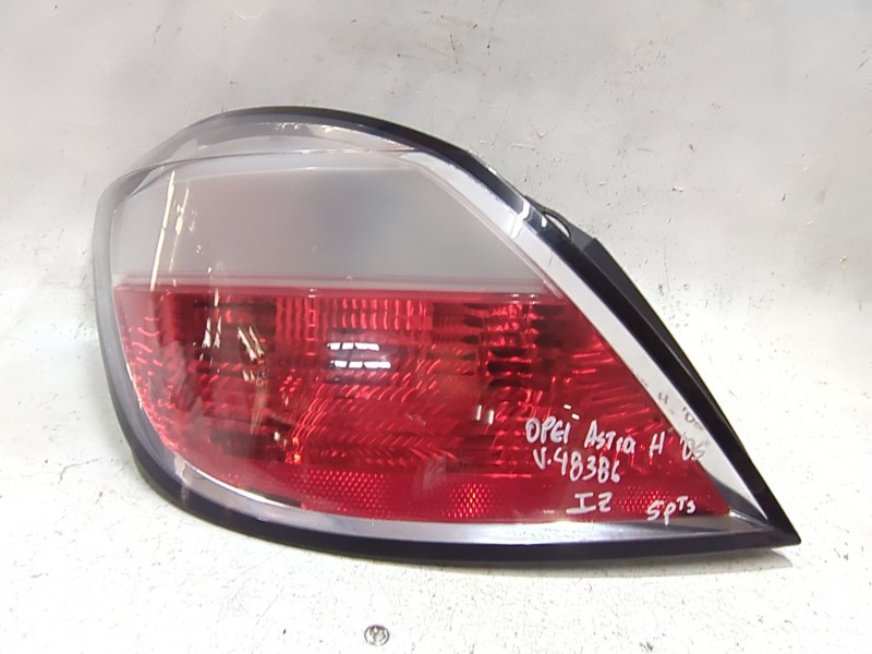 Recambio de piloto trasero izquierdo para opel astra h (a04) 1.7 cdti (l48) referencia OEM IAM 159731  