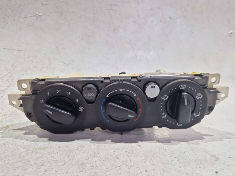 Recambio de mando climatizador para ford focus c-max 1.6 tdci referencia OEM IAM 3M5T19980AC  