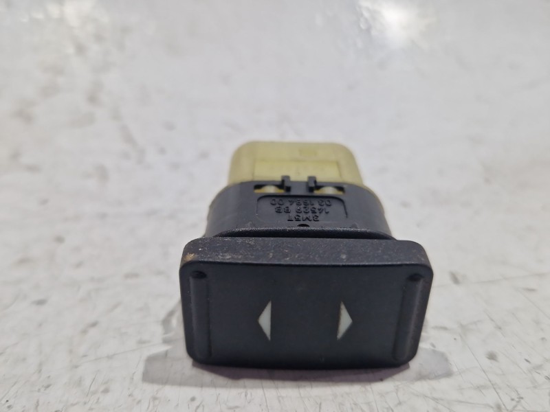 Recambio de mando elevalunas delantero derecho para ford focus c-max 1.6 tdci referencia OEM IAM 3M5T14529BB  