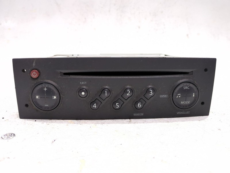 Recambio de sistema audio / radio cd para renault clio iii dci referencia OEM IAM 8200483757  