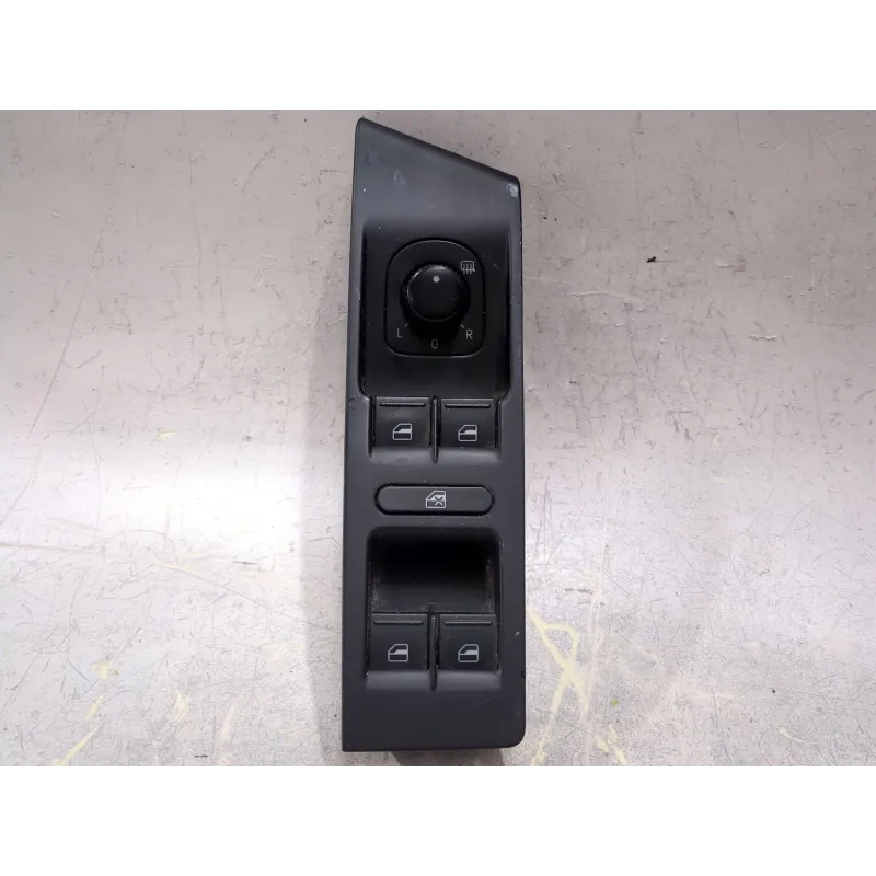 Recambio de mando elevalunas delantero izquierdo para volkswagen golf vi (5k1) 1.6 tdi referencia OEM IAM 1k0959565K  