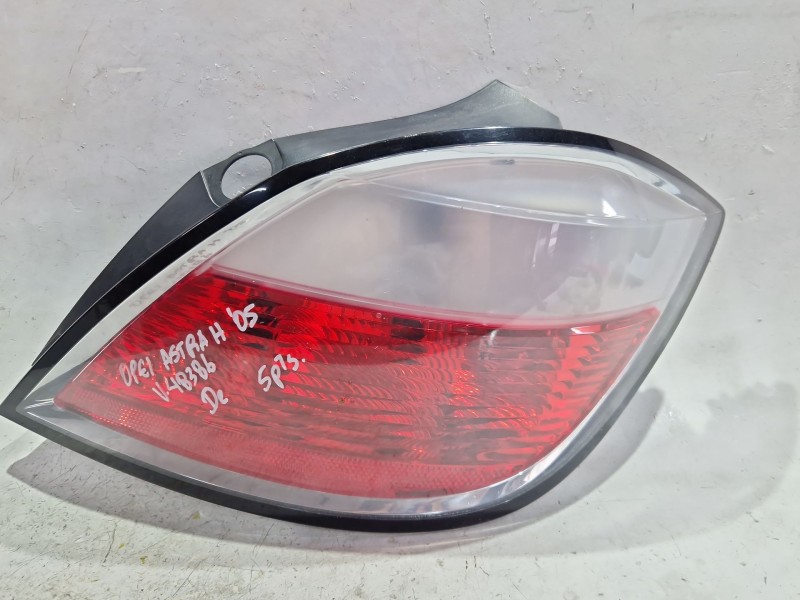 Recambio de piloto trasero derecho para opel astra h (a04) 1.7 cdti (l48) referencia OEM IAM 24451837  