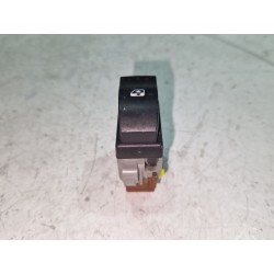 Recambio de mando elevalunas para renault twingo ii (07.2007) 1.2 authentique [1,2 ltr. - 43 kw] referencia OEM IAM 28082  