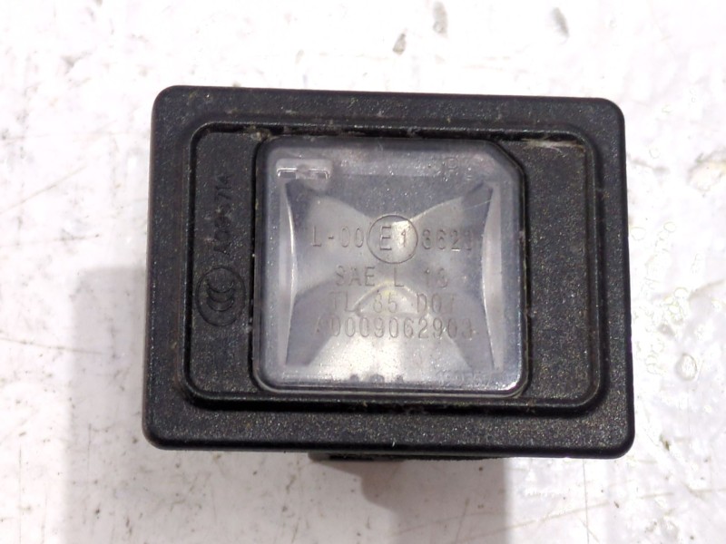 Recambio de piloto matricula para mercedes-benz glc (x253) 300 e 4-matic (253.953) referencia OEM IAM A0009062903  