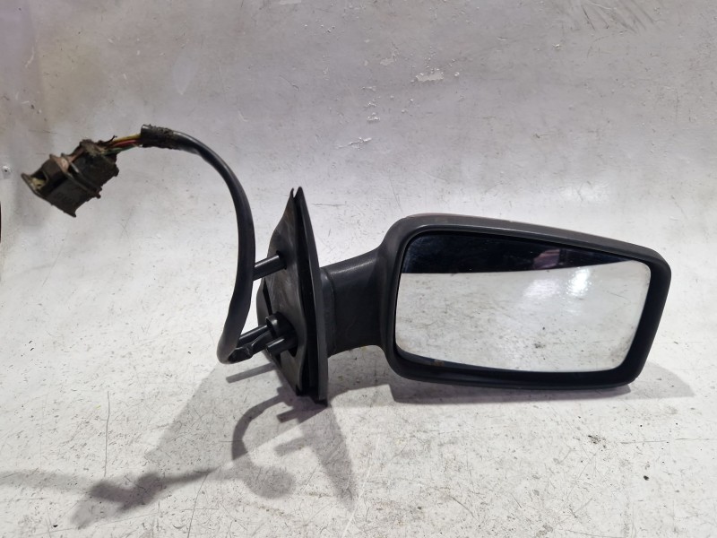 Recambio de retrovisor derecho para seat toledo (1l)(09.1991) 1.8 i referencia OEM IAM E9010039  