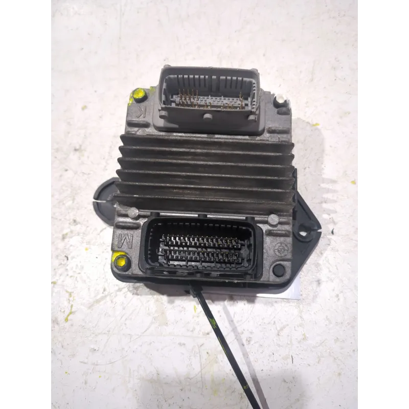 Recambio de centralita inyeccion para chevrolet kalos 1.4 referencia OEM IAM 96436779  