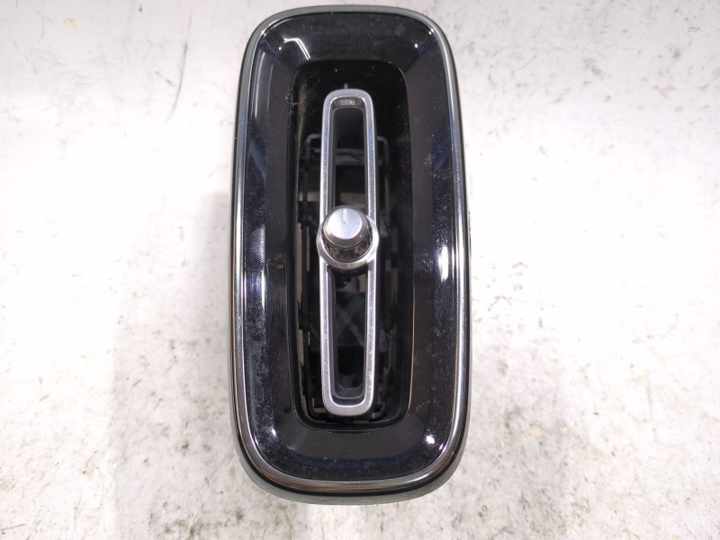 Recambio de rejilla aireadora para volvo xc40 (536) d3 referencia OEM IAM 31442626  