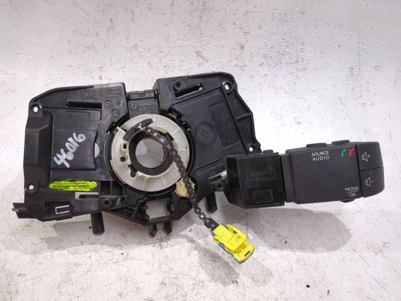 Recambio de anillo airbag para dacia dokker 1.5 dci referencia OEM IAM 681727472R  