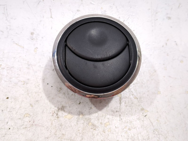 Recambio de aireador para dacia dokker 1.5 dci referencia OEM IAM 8200212480P  