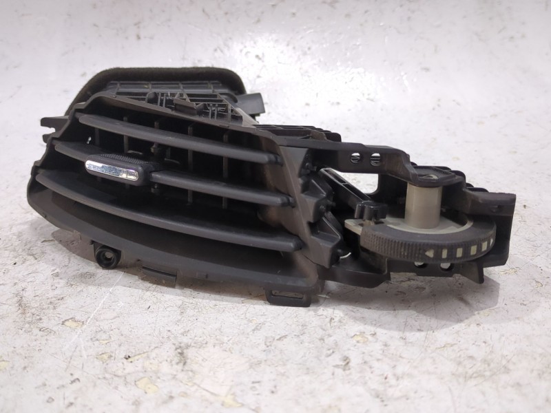 Recambio de rejilla aireadora para chevrolet cruze a17dts referencia OEM IAM 95922860  