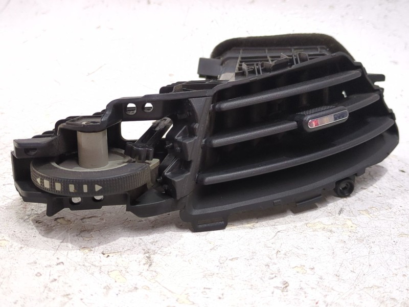 Recambio de rejilla aireadora para chevrolet cruze a17dts referencia OEM IAM 95922855  