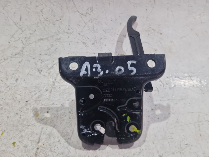 Recambio de cerradura capot para opel combo tour (x12) 1.6 cdti (c26, d26, e26, c05) referencia OEM IAM   