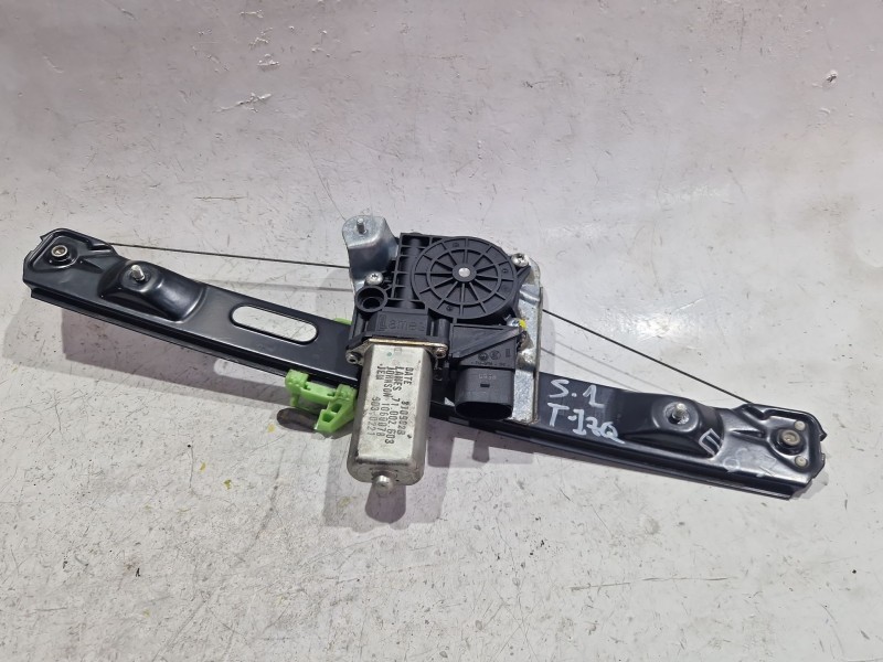 Recambio de motor elevalunas trasero izquierdo para bmw 1 (e87) 120 d referencia OEM IAM 8J0902B  