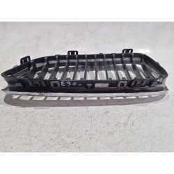 Recambio de rejilla paragolpes derecha para bmw serie 1 referencia OEM IAM 20112098  