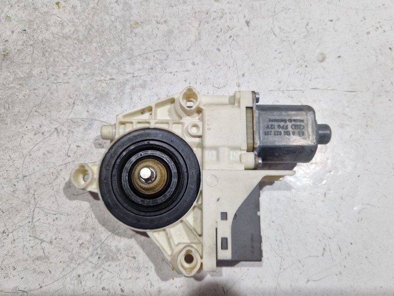 Recambio de motor elevalunas trasero izquierdo para peugeot 407 st confort referencia OEM IAM 130822201  