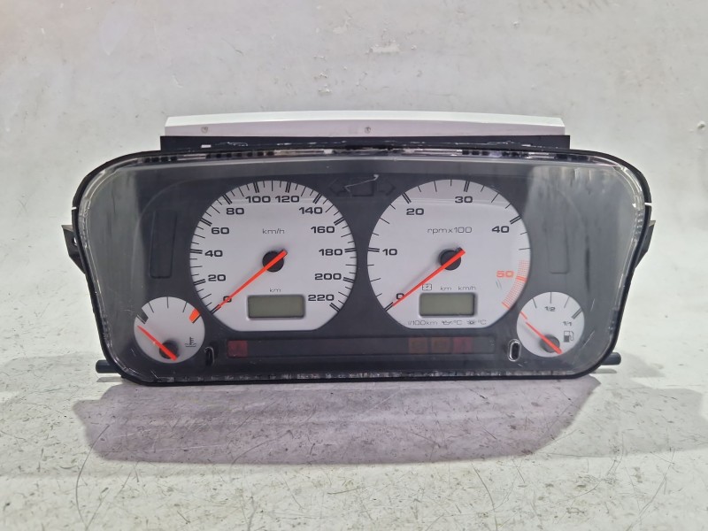 Recambio de cuadro cuentakilometros para seat ibiza (6k1)(08.1999) 1.9 tdi referencia OEM IAM 88311235  