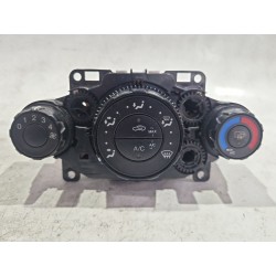 Recambio de mando climatizador para ford fiesta vi 1.25 referencia OEM IAM E106427701061103842  